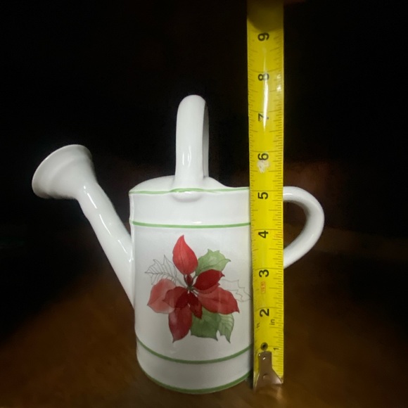 Block Bernarda Poinsettia Ceramic Water Can - Picture 7 of 10